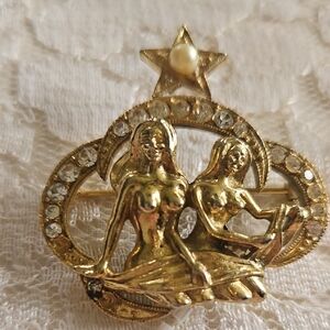 Gold Women's Brooch